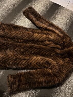 Belle fare Brown Fur Coat - Luxurious Textured Jacket